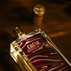 Adopt Ebene Sensuelle Hot