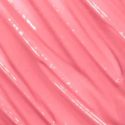 Adopt Glittery Lip Gloss With A Wow Effect!